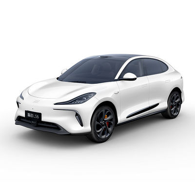 Goede prijs. SAIC Motor IM LS6 Speed Mini Electric Auto 4-Wheel Drive Body Structure 5-deur 5-seater Vehicle EV Pissarro Wit voor toerisme online