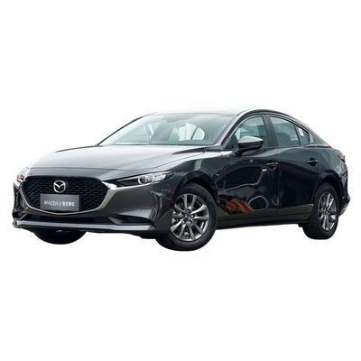 Goede prijs. Changan Mazda 3 Compacte auto 5 zitplaatsen Handgeschakelde transmissie Brandstofvoertuig Zwart LED-lichten Elektrische stof Multifunctie online