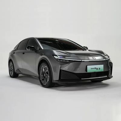 Goede prijs. Brandnieuwe to-yota bZ3 18 inch banden 6 airbags 4 rijmodi lange uithoudingsvermogen 616km premium editie 65.3kWh EV auto batterij online