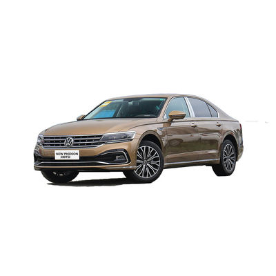 Goede prijs. VW PHIDEON 380TSI Luxe Sedan 2.0L 224Ps Turbo FWD Auto 0km Gebruikte Luxe Phideon met TPMS Ja en achterste camera online
