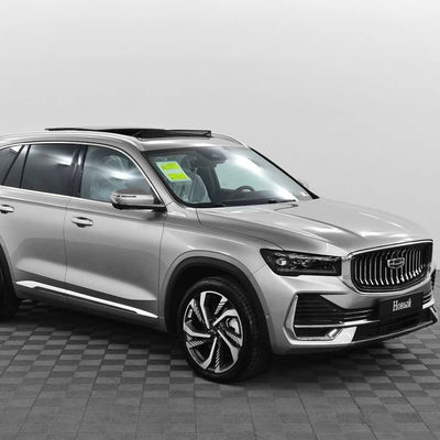 Goede prijs. Geely Xingyue L Monjaro benzinemotor 2.0T 4WD AWD Top Edition 2023 Klaar voor Rusland Oezbekistan Kazachstan Klanten online