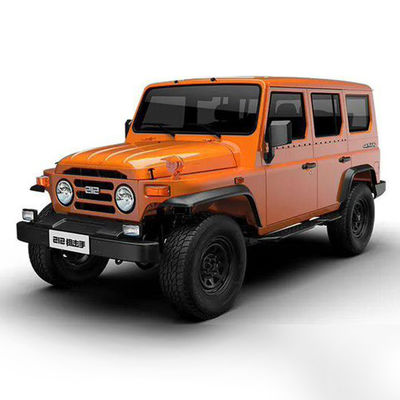 Goede prijs. BAIC BJ 212 Small Size SUV 2.4T Maximum 211 pk L 4 Gas Car Met 6 versnellingsbak Maximale snelheid 150KM/H Benzinauto 4WD Manuele auto online