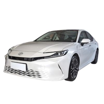 Goede prijs. 2024 Toyota Camry 2.0L Sport Plus Hybrid Sedan FWD Linksgestuurde enkelmotor 4915*1840*1450 voor Chinese markten online