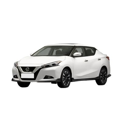 Goede prijs. Benzin Linkshandige Dongfeng Nissan LANNIA 185 High Speed 4-deurs 5-zits Hatchback Gebruikte auto online