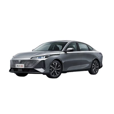 Goede prijs. Changan EADO 2024 PLUS Blue Whale NE 1.4T GDI DCT 160ps Compacte auto Benzine voertuigen 200km/h snelheid 2024 auto's op standaard online