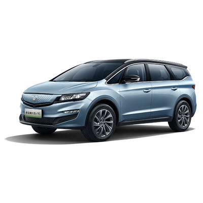 Goede prijs. Geely Livan Moderne elektrische auto Nieuw energievoertuig met voldoende ruimte voor gezinsreizen Snelle opladen voor groepsritten online