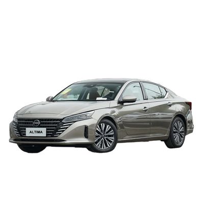 Goede prijs. Nissan ALTIMA Sedan Auto 0km Gebruikte Japan Auto's Brandstofvoertuigen Benzine Benzine Elektrische Voorruit Kilometer 1-25000 Miles online