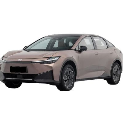 Goede prijs. Links stuur TO-YOTA BZ3 2023 616km 0km Gebruikte auto's 4X4 AWD voertuigen gemaakt in energie elektrische auto's Maximaal vermogen 100kw online