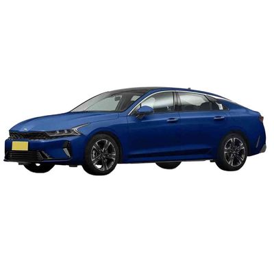 Goede prijs. Kia K5 Benzinauto Voor volwassenen Gasmotor Voertuig Linkshandige Auto Automatische Auto Benzinauto Sedan 7DCT Transmissie 4 deuren 5 zitplaatsen online
