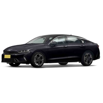 Goede prijs. 5 zitplaatsen 4 deuren auto Hot Sale KIA K5 Sedan enorme ruimte gemaakt in China 1.5T/2.0T Gebruikte auto's Volwassen voertuig 4 wielen online