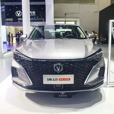 Goede prijs. 2023 Jaar 2024 Changan EADO Plus 1.6L GDI Handmatige benzine auto 5 zitplaatsen 1.5-2.0L Verplasing online